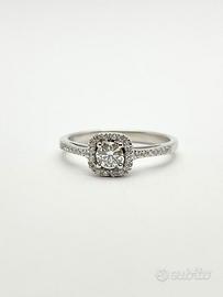 Anello oro 18KT con diamante ct 0.23 e laterali