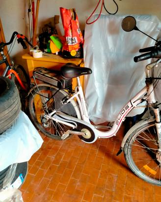 bici Elios elettrica per ricambi