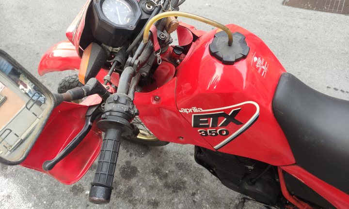 Aprilia etx350
