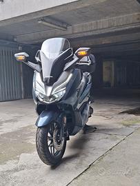 Scooter HONDA Forza 300 ABS Limited Edition De Lux