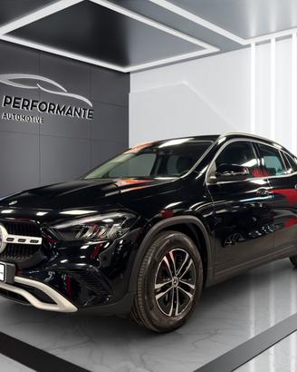 Mercedes GLA 180 d Advanced auto