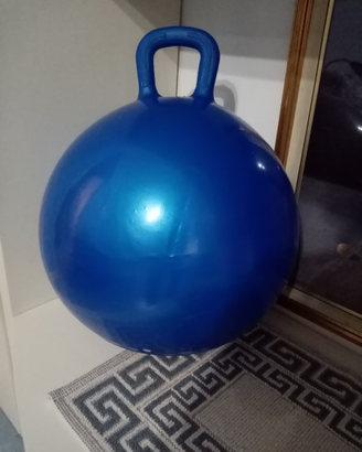 Gioco palla salta su