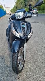 scooter Piaggio medley abs 125