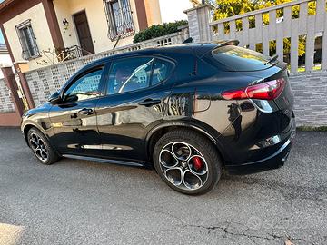 Alfa romeo stelvio