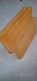 portariviste kartell magazine rack