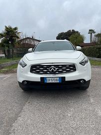 INFINITI Fx 3.0 D S PREMIUM Cambio automatico