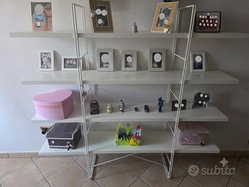 Libreria di design IKEA BYAKORRE (Nytillverkad) 