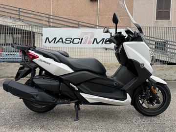 Yamaha X-Max 400