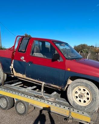 NISSAN KING CAB