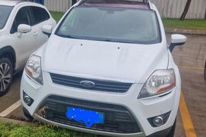 KUGA 2.0 DIESEL TITANIUM 4WD