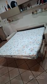 Divano letto matrimoniale