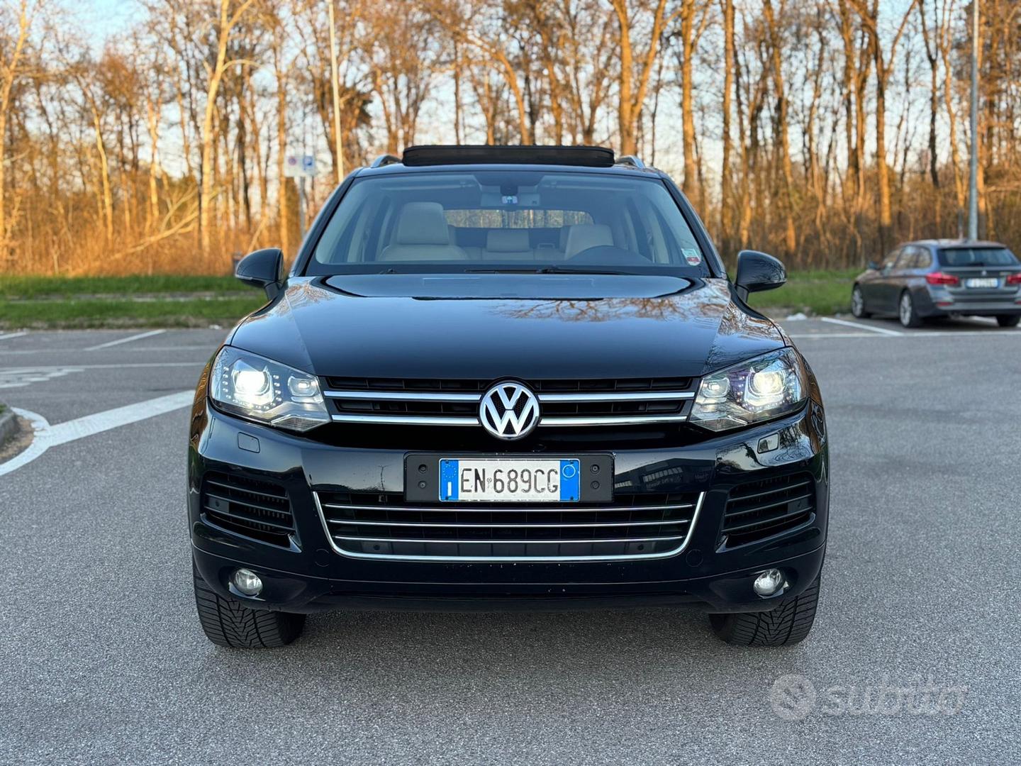 Volkswagen Touareg 2012 photo 2