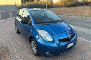Toyota Yaris GPL Sol 1.3
