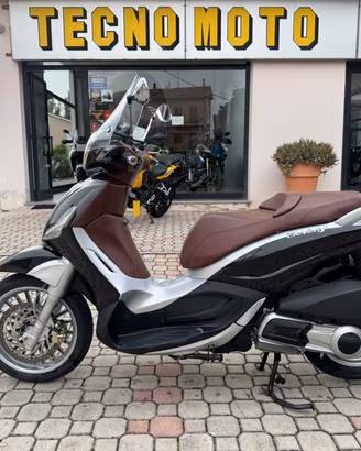 Piaggio Beverly 300 - GARANZIA TECNOMOTO