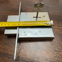 Serratura di metallo