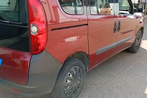 fiat Doblò 7 posti benzina 