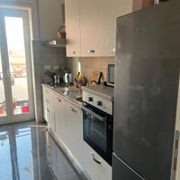 cucina completa di elettrodomestici 