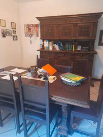 tavolo con sedie 