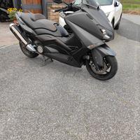 Yamaha t max