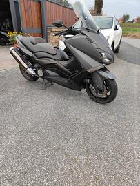 Yamaha t max