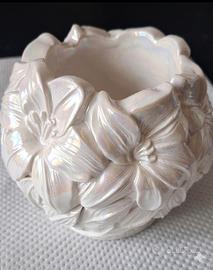 vaso in resine fatto a mano 