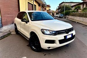 Volkswagen Touareg 3.0 TDI R-Line 245CV bluemotion