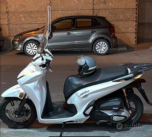 Honda sh350 sport