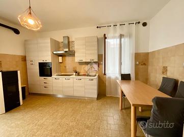 2 LOCALI A CORIO