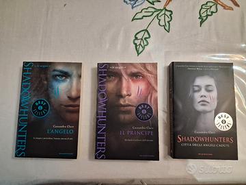 Set  3 libri Shadows Hunters