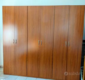 Camera matrimoniale + 2 divani