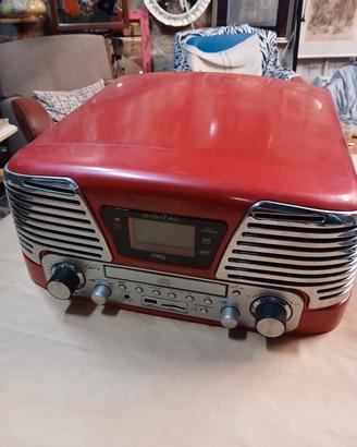 Apparecchio radio, CD e giradischi funzionante