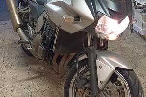  Kawasaki z750s 