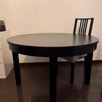 Tavolo marrone rotondo IKEA