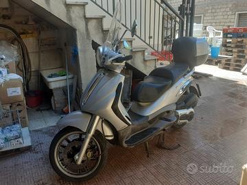 Piaggio Beverly 500