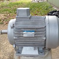 motore elettrico 220/380 trifase, 