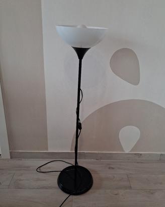 lampada da terra