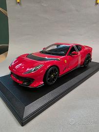 modellino auto scala 1/18 FERRARI - 812 COMPETIZIO