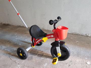 Triciclo U-GO Ducati