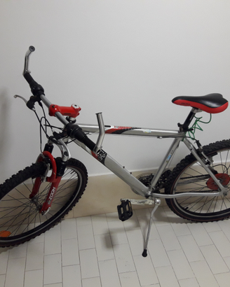Bici MTB 26 in alluminio