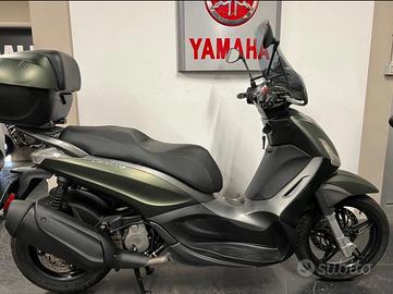 Piaggio Beverly 350 Sport touring