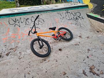Bmx Kush 1. prezzo trattabile 