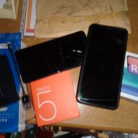 telefoni e carica batterie