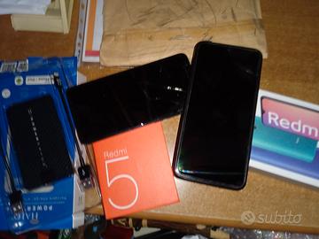 telefoni e carica batterie