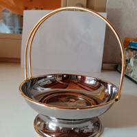 Soprammobile vintage con coperchio