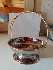 Soprammobile vintage con coperchio