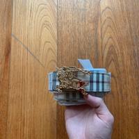 cintura Burberry reversibile beige nera 120cm