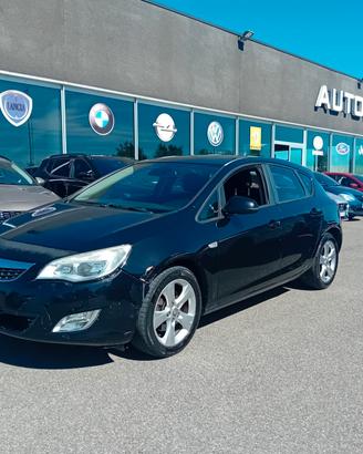 Opel Astra 1.7 CDTI 110CV 5 porte Cosmo