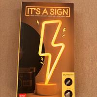 Lampada led a forma di saetta