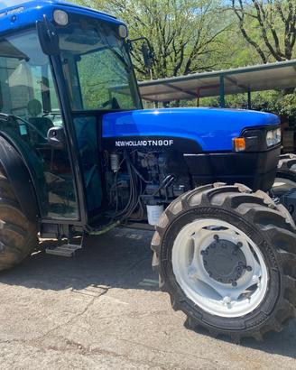 New Holland TN90