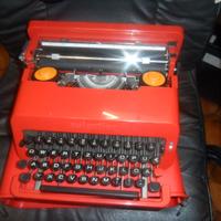 MACCHINA DA SCRIVERE OLIVETTI VALENTINA  ha il n1